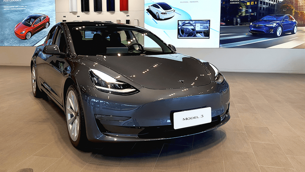 特斯拉Model 3