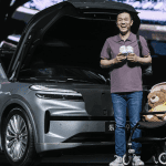 蔚来子品牌 Onvo L90 开预售