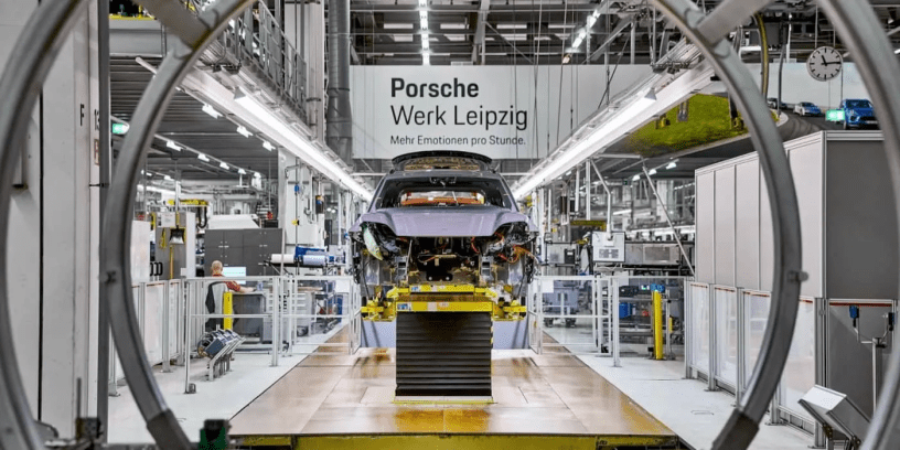 Porsche Macan EV production
