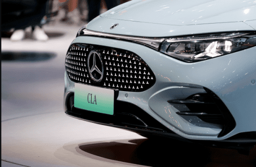 奔驰全新电动 CLA